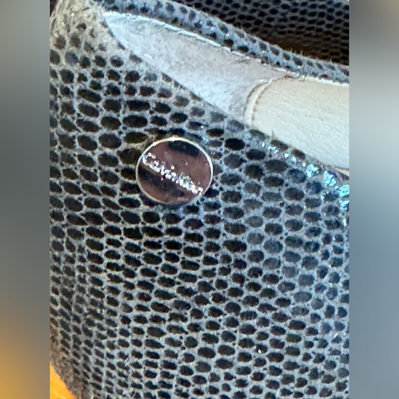 Calvin Klein Womens 7 Saxton Heels Wedge Shoes Pumps Snakeskin Look - Picture 6 of 10